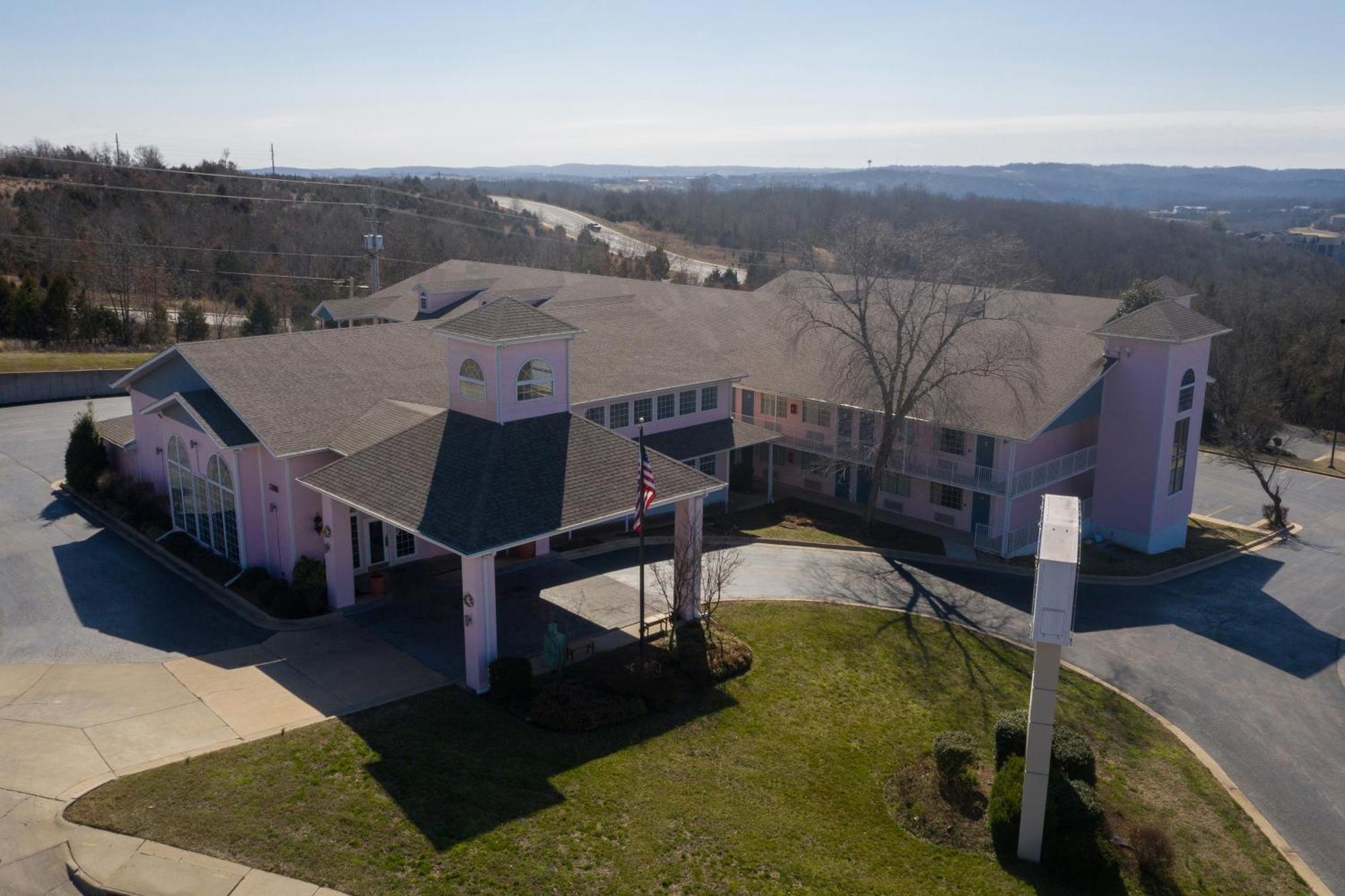 Angel Inn - Central Branson Eksteriør billede